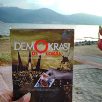 Image of Demokrasi di Aras Lokal: Praktek Politik Elite Lokal di Maluku Utara